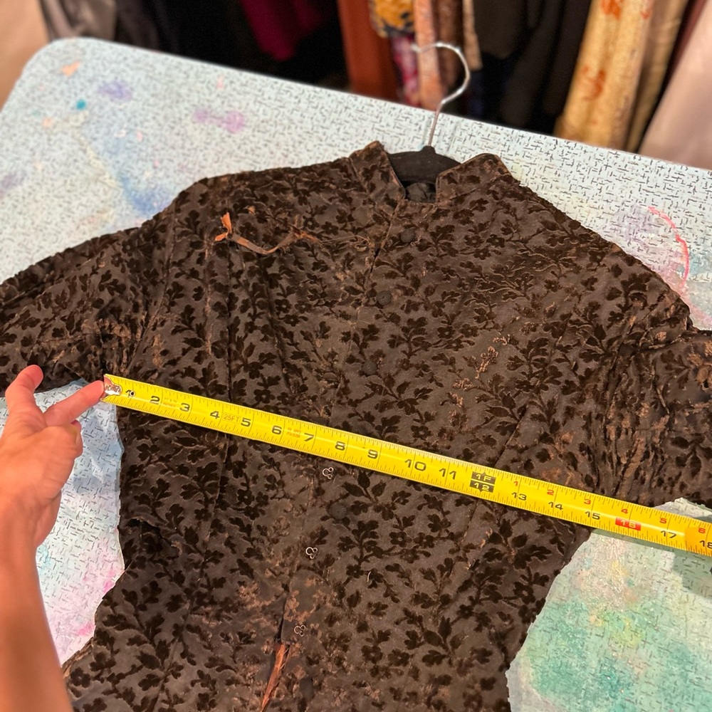 1900s Antique Velvet Dress - Picture 11 of 16